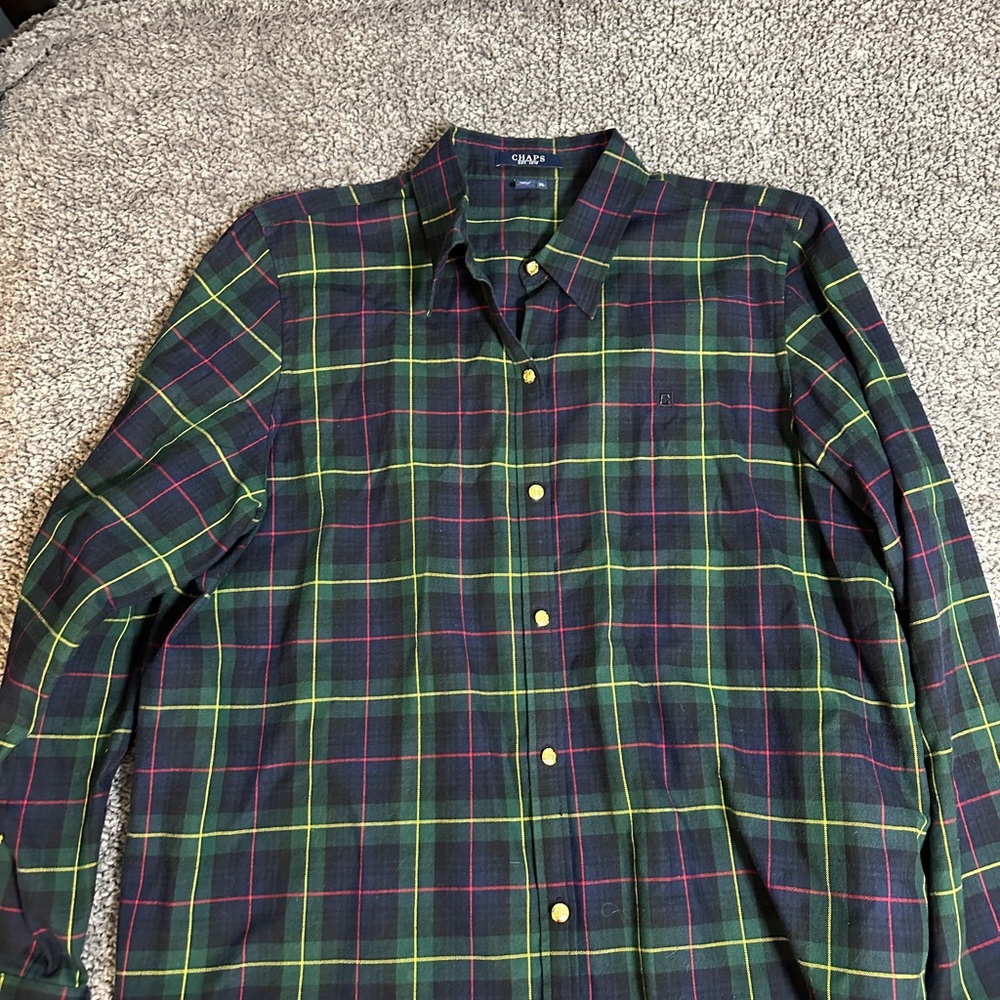 Chaps Women’s Plaid Button Up Shirt XL Green Navy Red Cotton Preppy Classic Fall